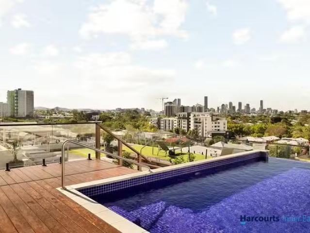 Rental! 2 BR 305/89 Old Cleveland Road, STONES CORNER, QLD 412.