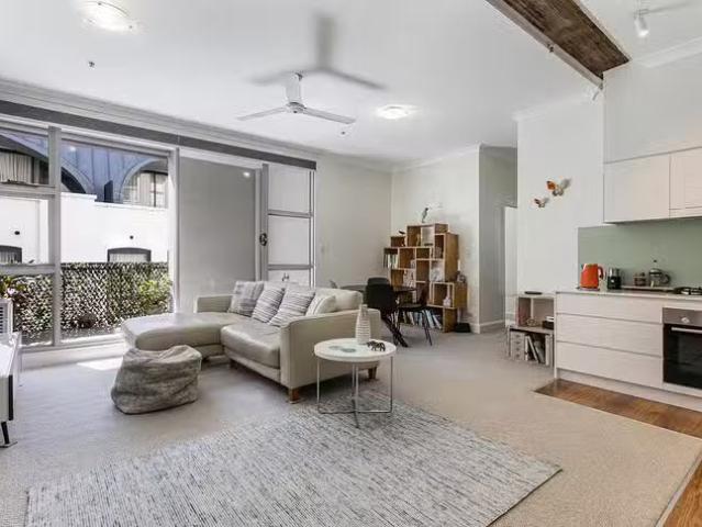 Rental! 2 BR 307/2 12 Smail Street, Ultimo, NSW 2007