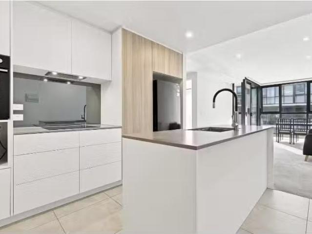 Cozy 2 BR 314/349 Northbourne Avenue, Lyneham Apartment for re.