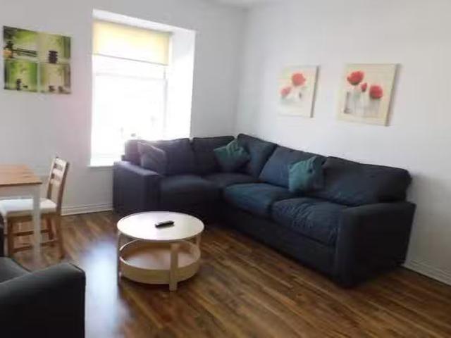 Deal! 2 BR Bannatyne Street