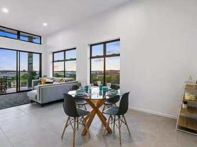 Nice 2 BR Khandalla Street
