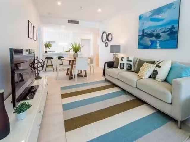 Cheap 2 BR Stratton Street