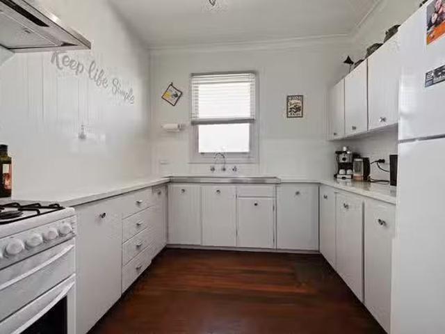 New 2 Cypress Street, Rangeway, WA 6530