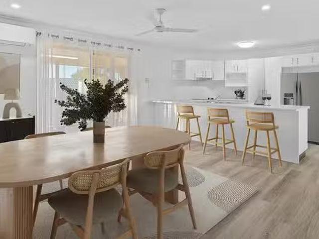 Deal! 2 Haupt Avenue, Pialba, QLD 4655