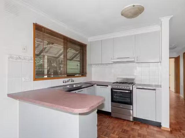 Nice 2 Lamat Court, Frankston, VIC 3199