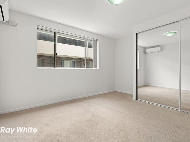 UNIQUE 2 STOREY APARTMENT