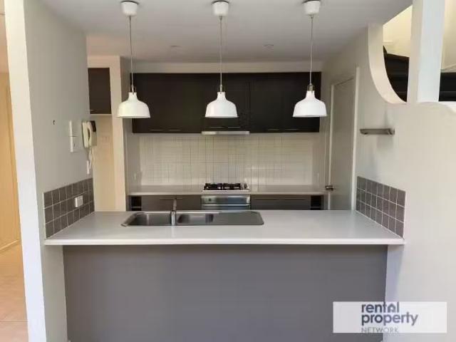 Unique 2a Birkin Street, Eastwood House for rent Listed by St.