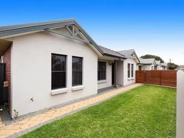 Cozy 2A Dover Terrace, Largs North, SA 5016