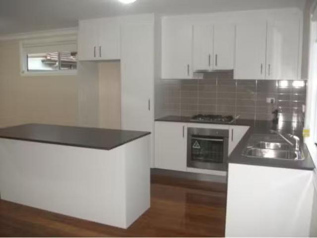 For Rent! 2b Bromfield Avenue, Toongabbie Apartment for rent.