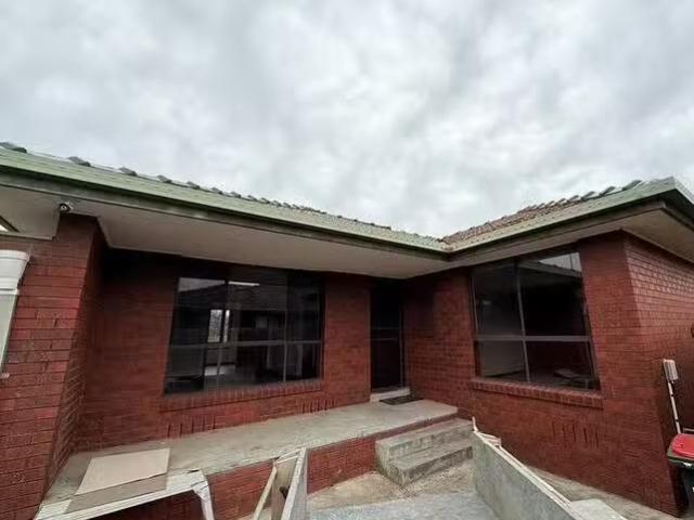 Rental! 2B Gentles Avenue, Campbellfield, VIC 3061