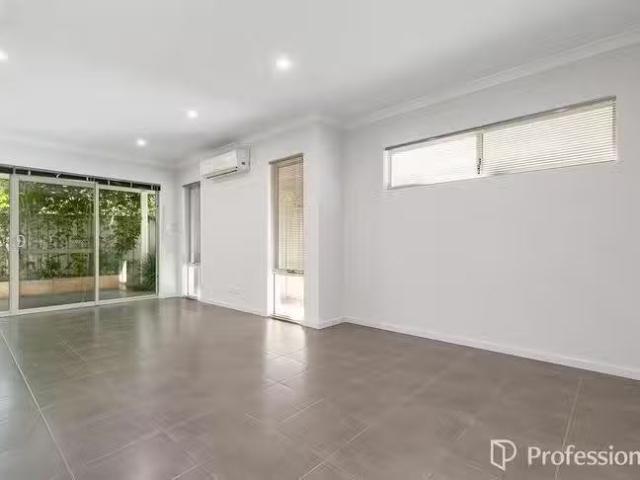 Charming 2C Anderson Street, Mount Hawthorn, WA 6016