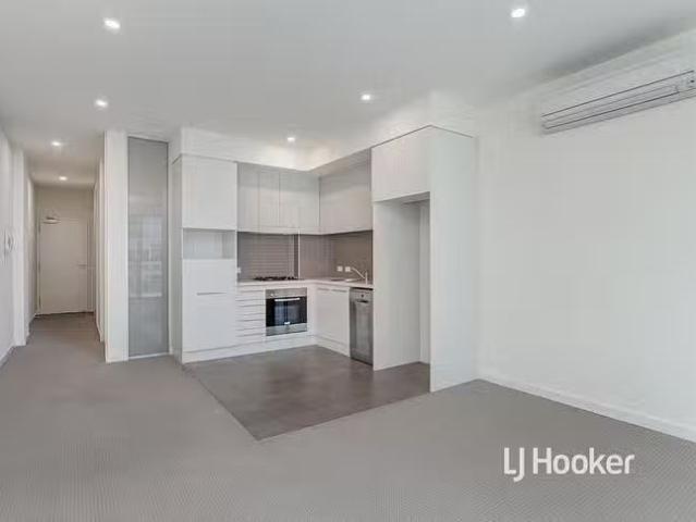 Just in! 304/2 Tarni Court, New Port, SA 5015