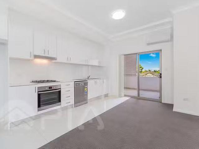Unique 304/344 Great Western Highway, Wentworthville, NSW 2145