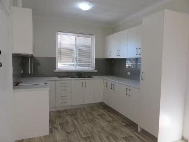 Cozy 305 Hampstead Road, Northfield, SA 5085