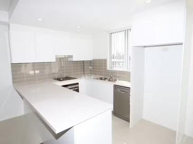 Just in! 30/10 Merriville Road, Kellyville Ridge, NSW 2155