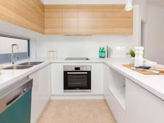 Deal! 303/15 Rawlinson Street, Murarrie, QLD 4172