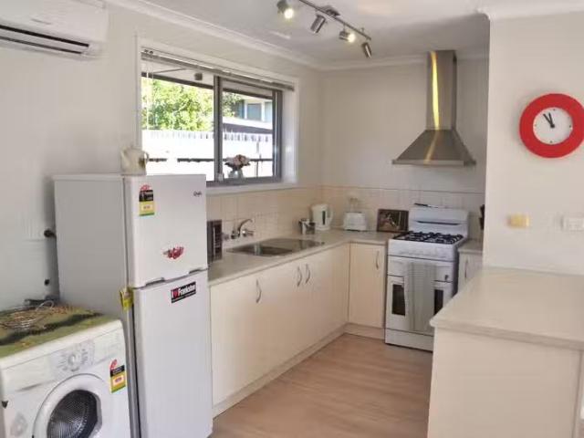 Just in! 3/15 17 Shaftesbury Street, FRANKSTON, VIC 3199 Uni.