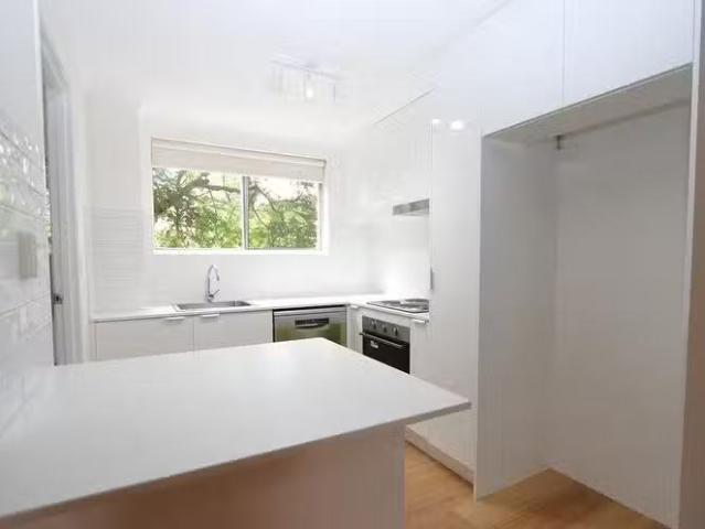 Unique 3/175 Muir Street, Labrador, QLD 4215