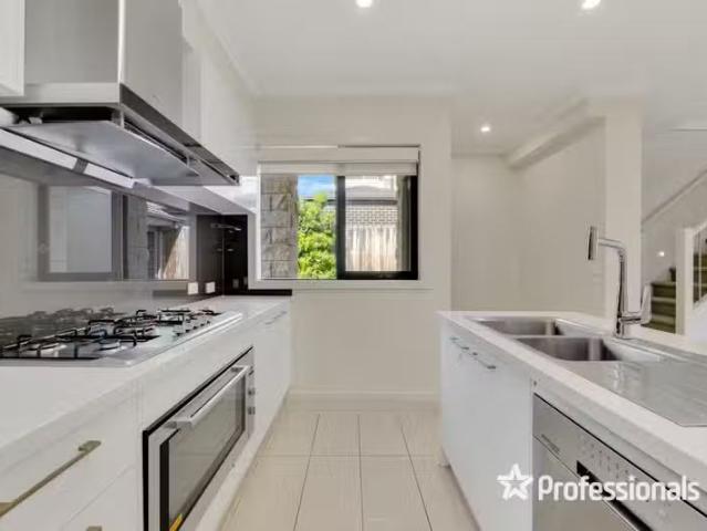 Just in! 3/17 Keogh Street, Burwood VIC 3125