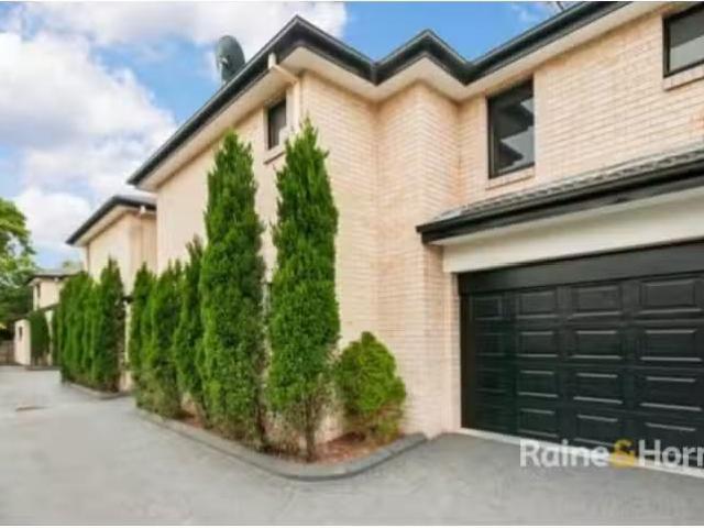 Rental! 3/185 Blackwall Road, WOY WOY House for rent Listed b.