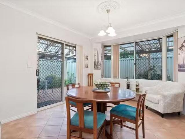 Rental! 3/11 Wynyard Street, Yokine, WA 6060