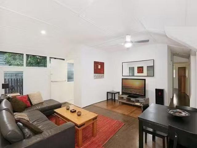 Rental! 3/13 Paradise Street, Highgate Hill, QLD 4101
