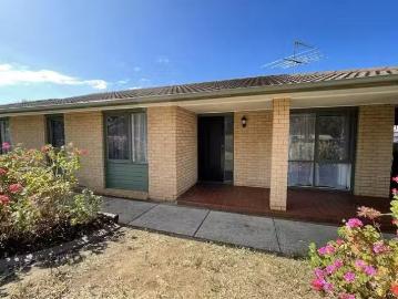 Nice 31 Workara Terrace, Morphett Vale, SA 5162