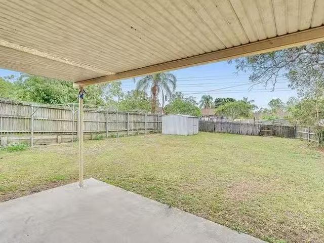 Just in! 32 Curzon Street, Browns Plains, QLD 4118