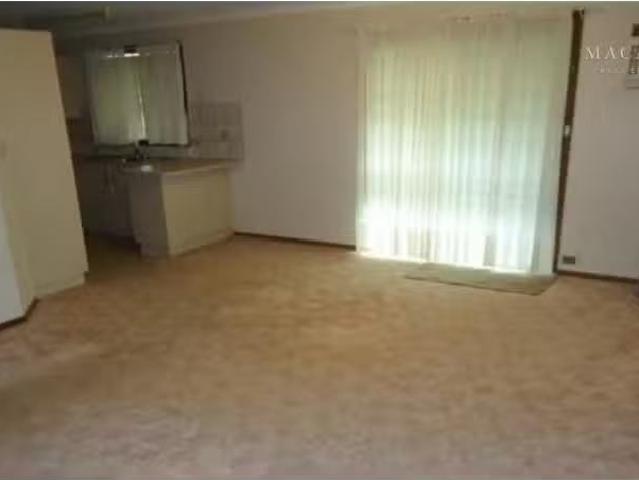 For Rent! 3/2 Bulolo Street, Ashmont Apartment for rent Liste.