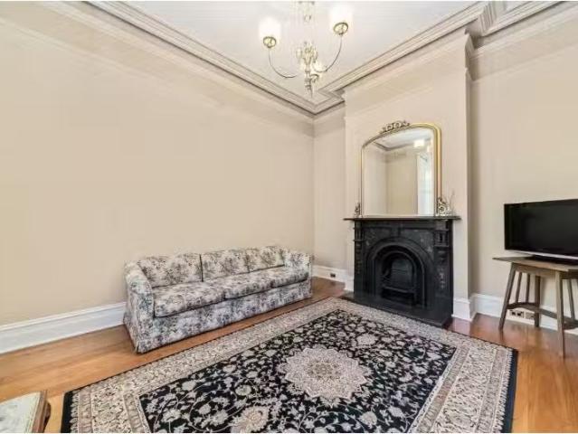 Rental! 32 Story Street, Parkville House for rent Listed by C.