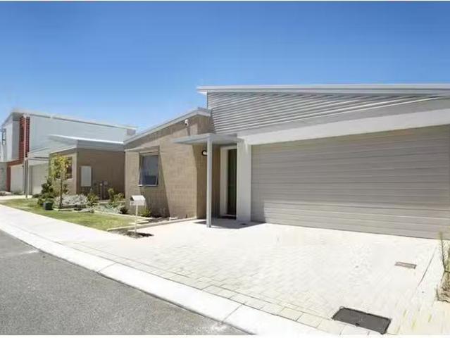 Cozy 33 Emily Loop, Madeley, WA 6065