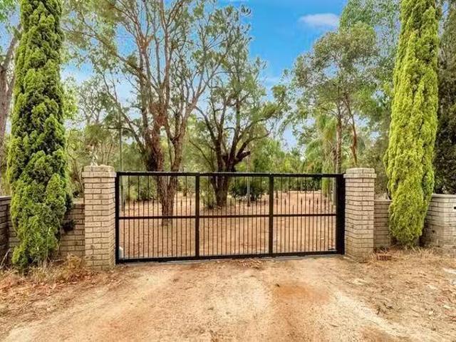 Nice 33 Shillington Way, Wanneroo, WA 6065