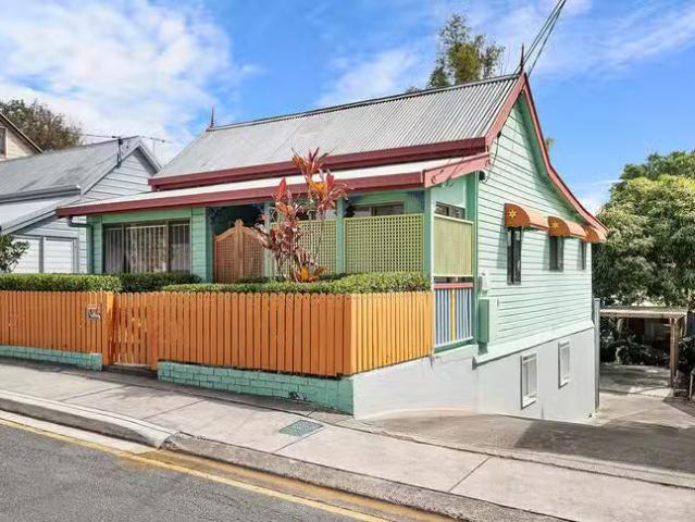 Just in! 33 Turin Street, West End, QLD 4101