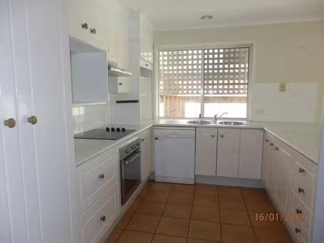 Nice 33A Alexandra Road, Ascot, QLD 4007
