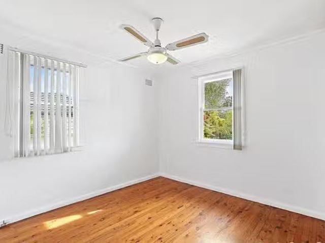 Just in! 34 Cedar Crescent, North St Marys, NSW 2760