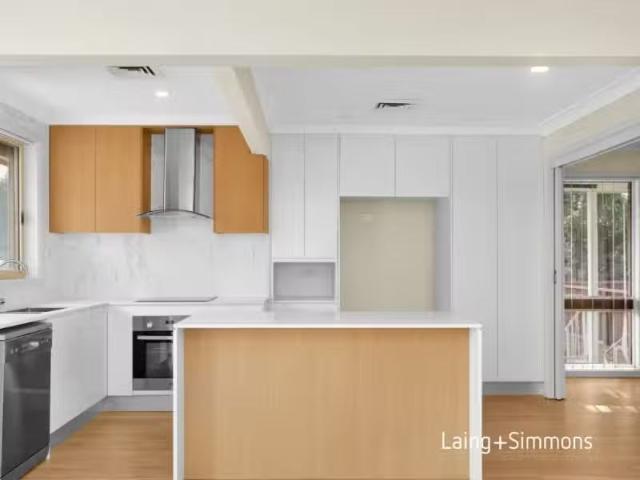 Cheap 34 Parkes Cres, Blackett House for rent Listed by Maddy.