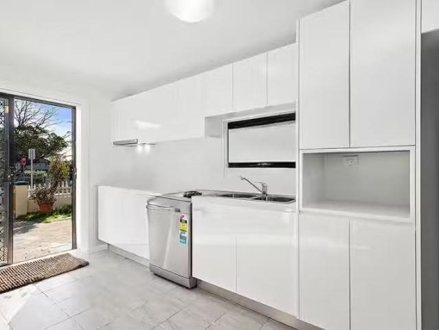 Cozy 34A Carroll Street, Beverley Park NSW 2217