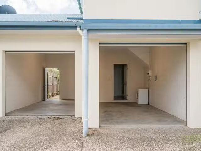 Cozy 3/5 Pacific Court, Kin Kora, QLD 4680