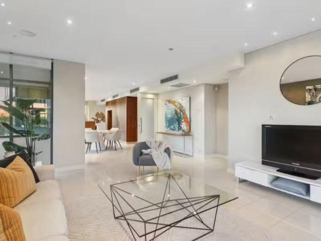 Rental! 3/67 Mill Point Road, South Perth Apartment for rent.