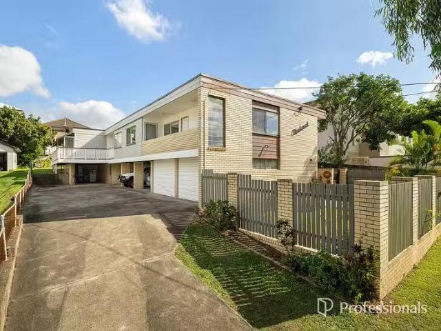Charming 3/60 Buller Street, Everton Park, QLD 4053