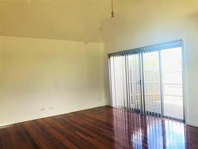 Just in! 36 David Street, Lalor, VIC 3075