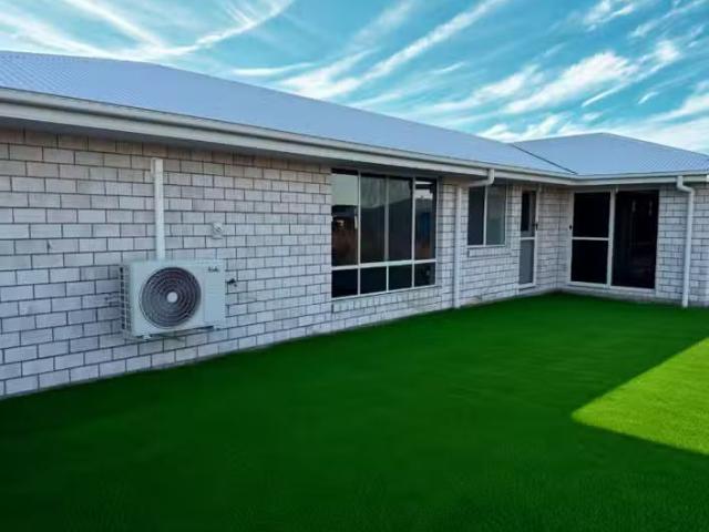 Cheap 36 Frederick Circuit, Eli Waters, QLD 4655