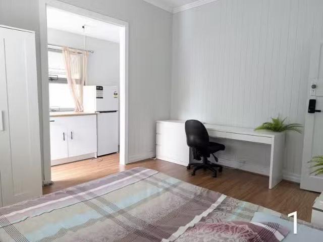 For Rent! 370 Sandgate Road, Albion QLD 4010
