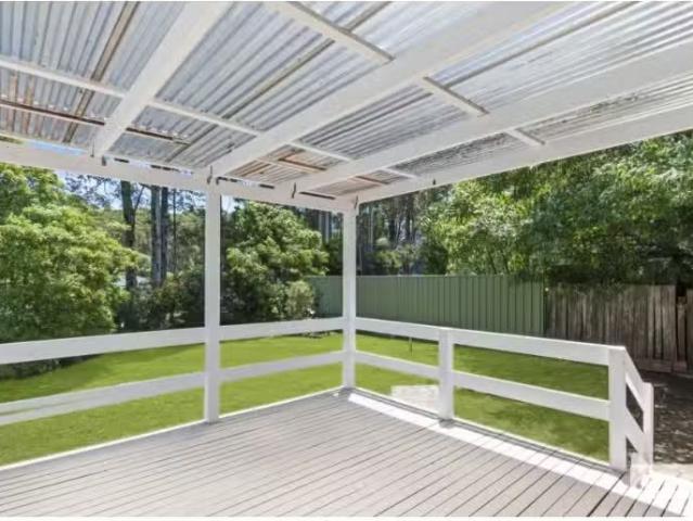 Nice 38 Calga Crescent, Catalina House for rent Listed by Cry.