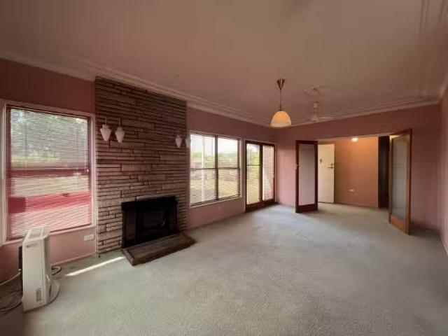 Cozy 38 Hill Street, Parkes House for rent Listed by Tara Kel.