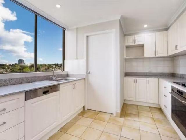 Cozy 39/10 Carr Street, WAVERTON Apartment for rent Listed by.