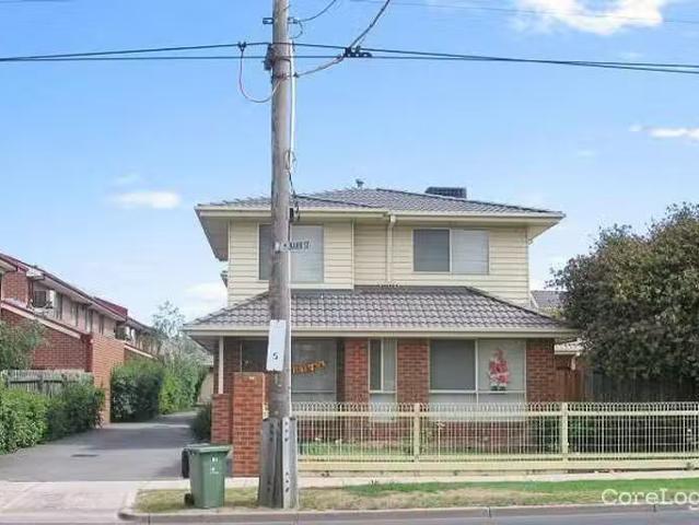 Cheap 3/93 Raleigh Road, Maribyrnong VIC 3032