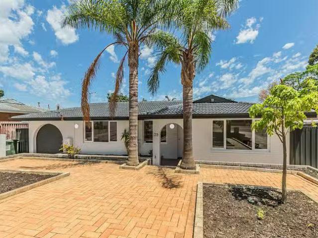 Just in! 39 Preston Road, Parmelia, WA 6167