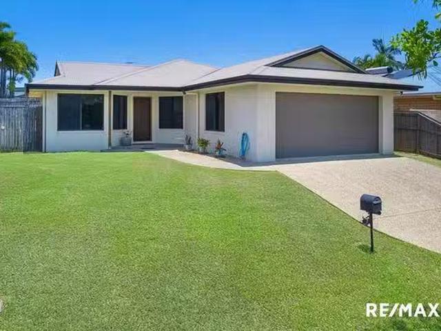Just in! 7 Townsend Street, Bucasia, QLD 4750