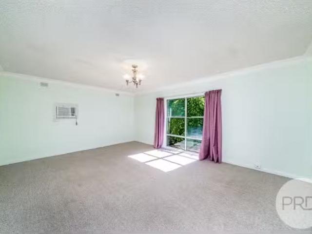 Charming 7 Vasey St, Ashmont House for rent Listed by Marnie.